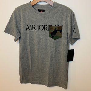 NWT Boys Nike Air Jordan t shirt top tee L